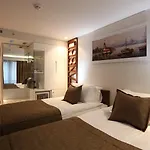 酒店 伊斯坦布尔胜利酒店及水疗中心 4*