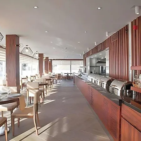 Victory & Hotel Provincia di Istanbul