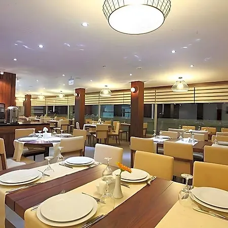 Hotel Victory & Istanboel