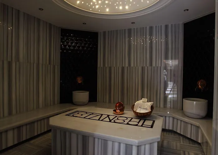 Отель Victory &